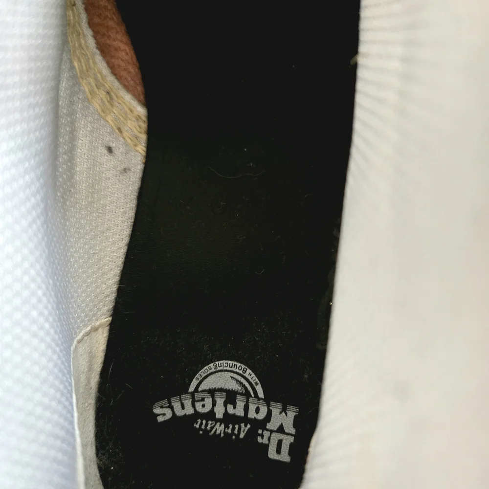 Dr. Martens Devon Ivory Boots with Heart Buckles Like New Condition - Picture 6 of 6